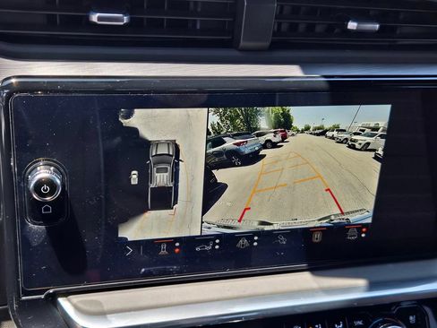Used 2024 GMC Sierra 1500 Denali Ultimate AWD/4WD image 10