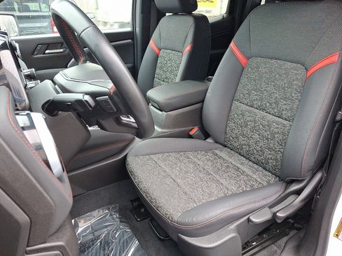 Used 2023 Chevrolet Colorado Z71 w/ Advanced Trailering Package image 12