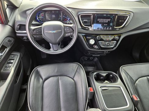 Used 2019 Chrysler Pacifica Limited w/ Advanced Safetytec Group image 12