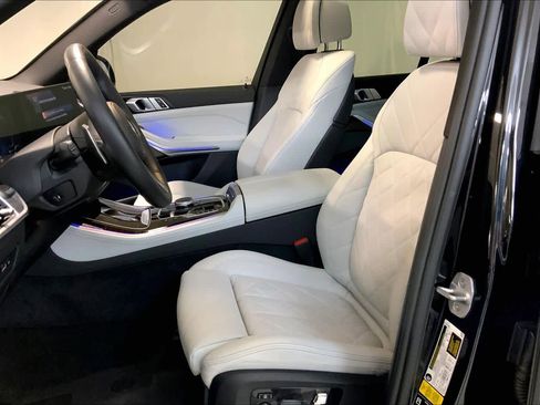 Certified 2024 BMW X5 xDrive40i w/ M Sport Package image 7