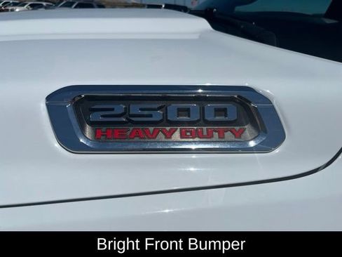 Used 2024 RAM 2500 Tradesman w/ Chrome Appearance Group AWD/4WD image 13