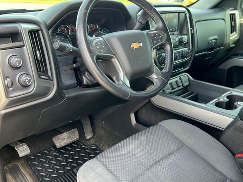 Used 2018 Chevrolet Silverado 1500 LT w/ All Star Edition image 19