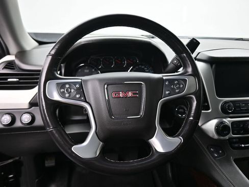 Used 2020 GMC Yukon XL SLT image 15