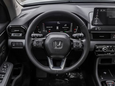 New 2026 Honda Pilot Touring image 12