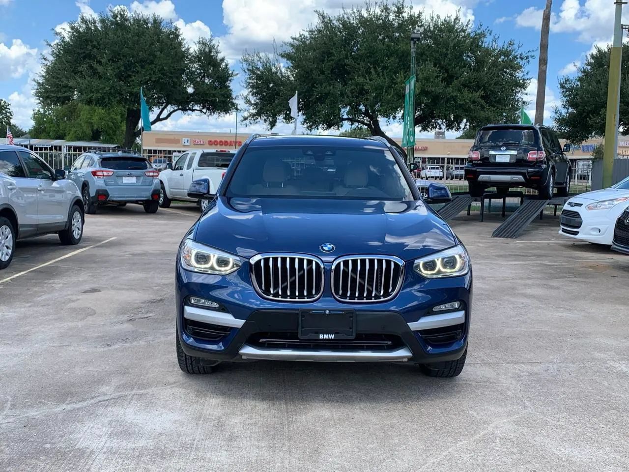 Used 2019 BMW X3 sDrive30i RWD image 2