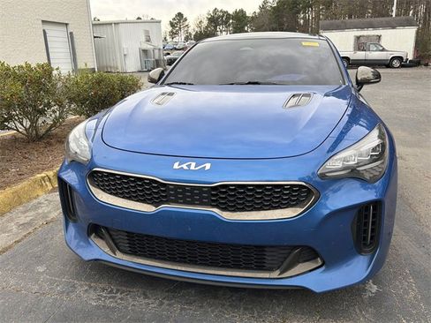 Used 2022 Kia Stinger GT1 image 2