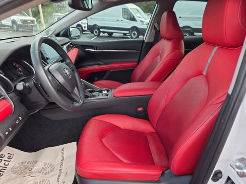 Used 2023 Toyota Camry XSE FWD image 6
