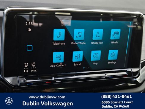 New 2026 Volkswagen Atlas Cross Sport SE image 16