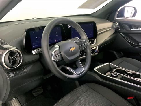 Used 2026 Chevrolet Equinox LT FWD image 15