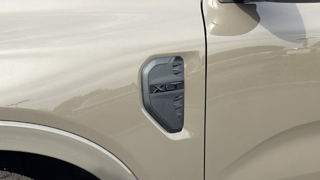 Used 2025 Ford Ranger XLT w/ Equipment Group 301A High AWD/4WD image 11