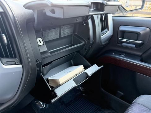 Used 2015 GMC Sierra 1500 SLE w/ SLE Value Package image 32