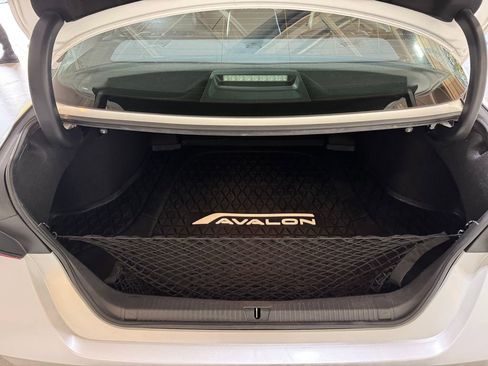 Used 2021 Toyota Avalon XSE image 27