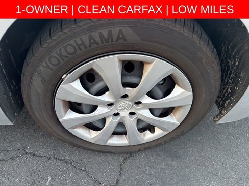 Used 2026 Toyota Corolla LE FWD image 18