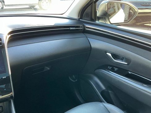 Used 2023 Hyundai Tucson Limited FWD image 18