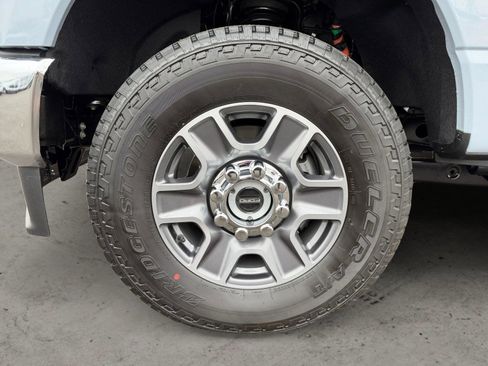 New 2026 Ford F250 Lariat w/ FX4 Off-Road Package image 14