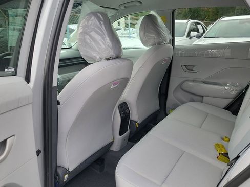 New 2026 Hyundai Kona SEL Sport FWD image 9
