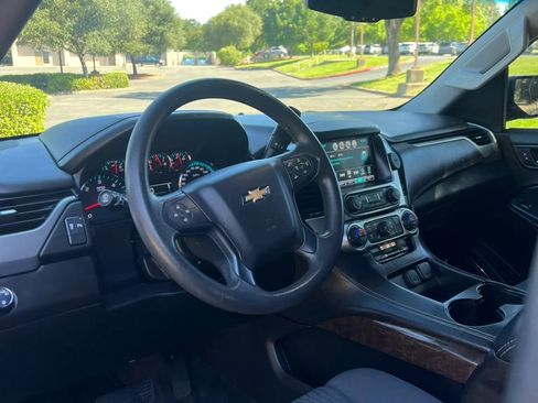 Used 2019 Chevrolet Tahoe 2WD image 9