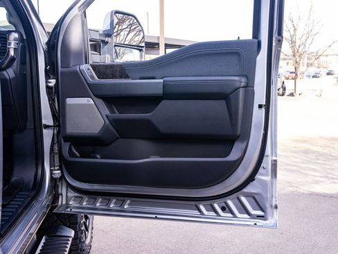 Used 2023 Ford F250 Lariat w/ Sport Appearance Package image 33