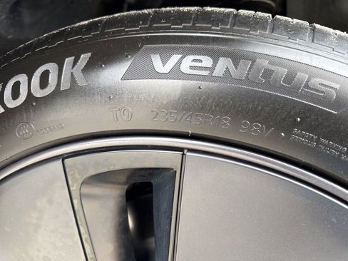 Used 2024 Tesla Model 3 Standard Range image 35