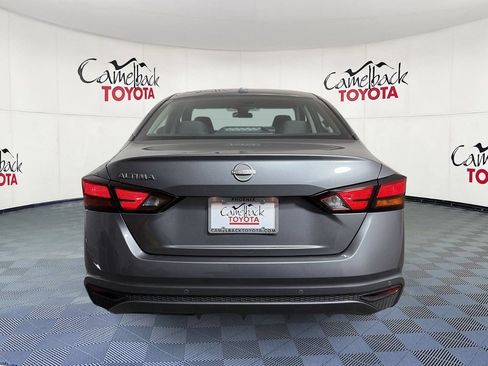 Used 2025 Nissan Altima 2.5 SV FWD image 7