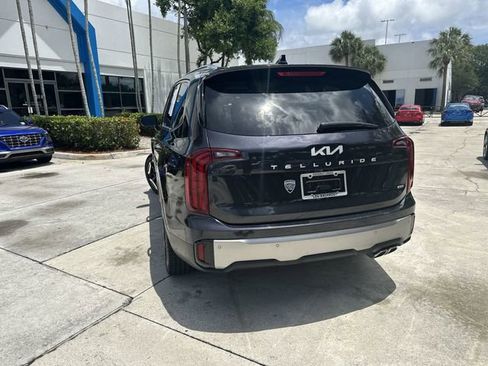 Used 2025 Kia Telluride S AWD/4WD image 31
