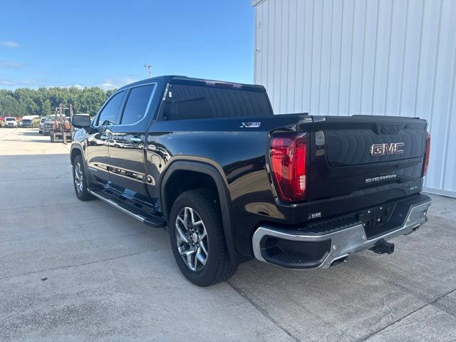 Used 2024 GMC Sierra 1500 SLT w/ SLT Premium Package AWD/4WD image 3