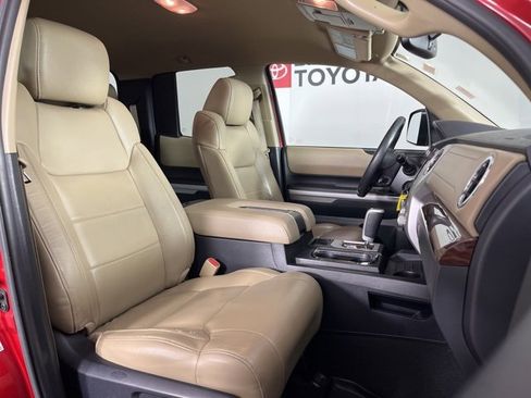 Certified 2017 Toyota Tundra Limited image 33