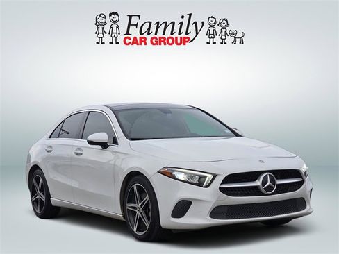 Used 2019 Mercedes-Benz A 220 image 2