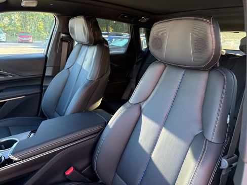 New 2026 Cadillac Lyriq V w/ Exterior Carbon Fiber Package image 16