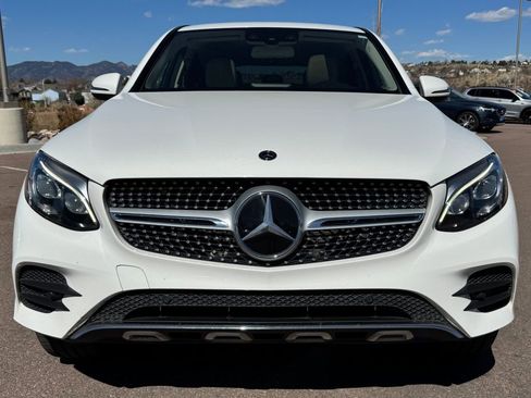 Used 2017 Mercedes-Benz GLC 300 4MATIC Coupe image 2