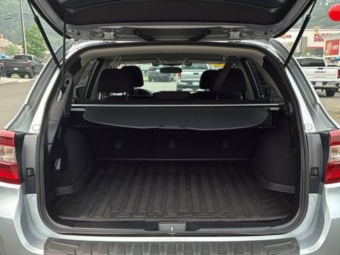 Used 2016 Subaru Outback 2.5i Premium AWD/4WD image 24