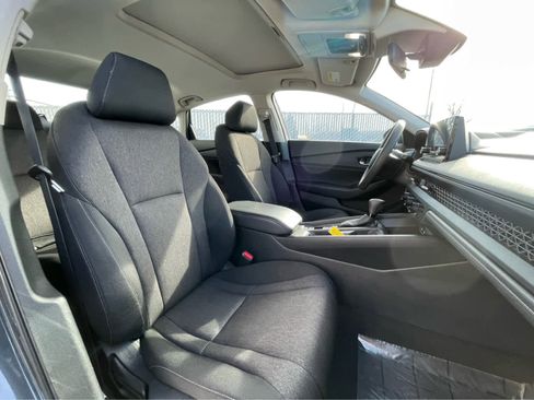 Used 2023 Honda Accord EX image 26