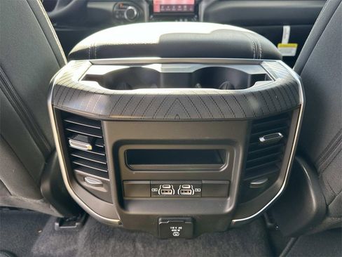New 2026 RAM 1500 4x4 Crew Cab image 12