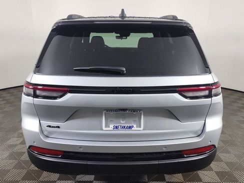 New 2025 Jeep Grand Cherokee Limited w/ Trailer Tow Package image 7