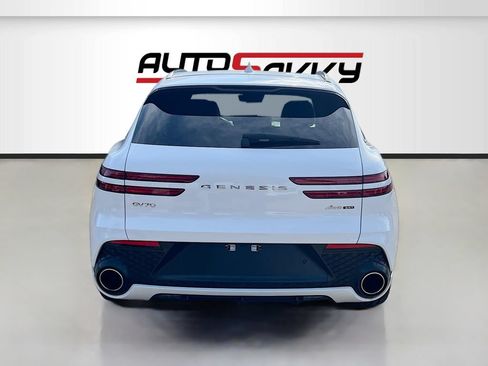 Used 2024 Genesis GV70 3.5T Sport w/ Sport Advanced Package AWD/4WD image 6