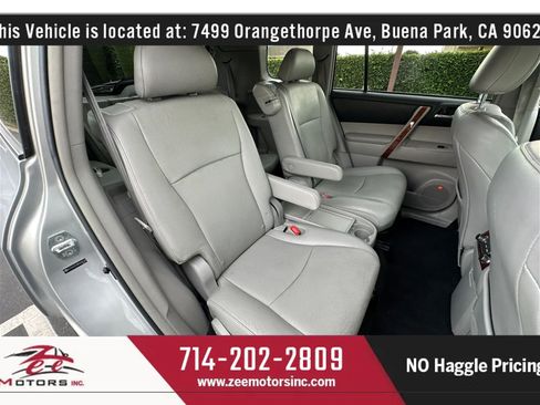 Used 2011 Toyota Highlander Limited FWD image 23