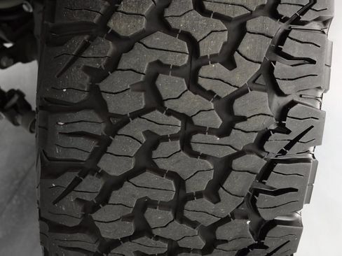 Certified 2023 Jeep Wrangler Unlimited Rubicon w/ Xtreme 35 Tire Package image 36