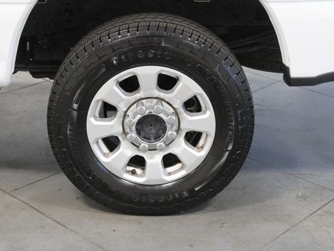 Used 2024 Ford F250 XLT image 18