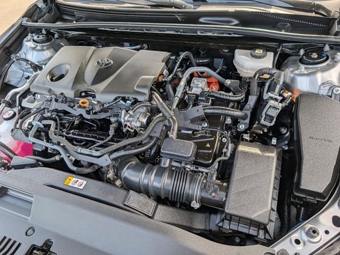 Used 2025 Toyota Camry XSE FWD image 20