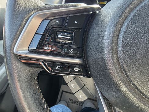 Used 2019 Subaru Outback 2.5i Limited w/ Popular Package #2 image 19