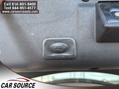 Used 2008 GMC Acadia SLT w/ Convenience Package image 31