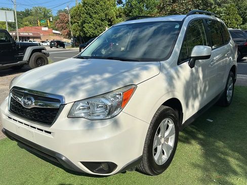Used 2016 Subaru Forester 2.5i Premium AWD/4WD image 3