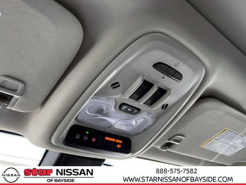 Used 2023 Buick Encore GX Essence w/ Advanced Technology Package AWD/4WD image 27