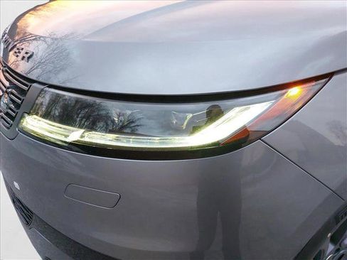 New 2025 Land Rover Range Rover Sport image 22