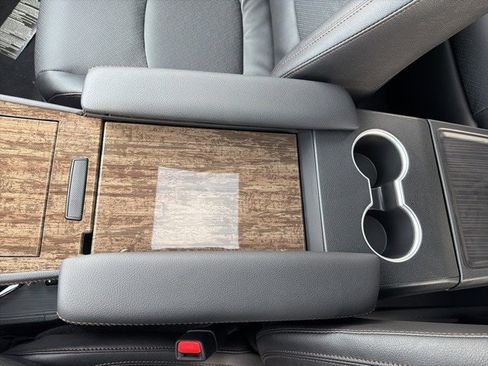 New 2026 Toyota Sienna Platinum image 41