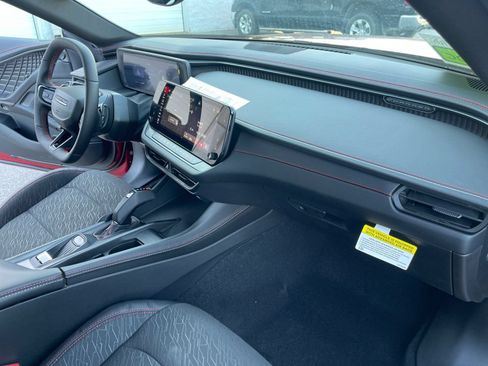 New 2027 Dodge Charger R/T w/ Driver Convenience Group AWD/4WD image 17