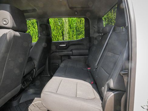 Used 2020 Chevrolet Silverado 1500 Custom w/ Custom Value Package AWD/4WD image 29