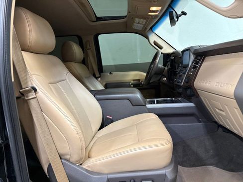 Used 2016 Ford F250 Lariat w/ Lariat Ultimate Package image 57