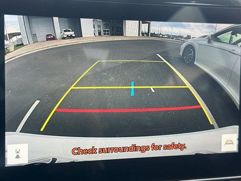 Certified 2025 Toyota Camry SE image 23