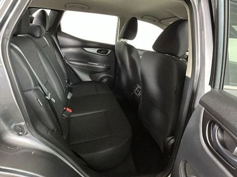 Used 2022 Nissan Rogue Sport S AWD/4WD image 29